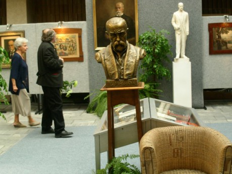 Busta TGM v Klatovech. FOTO archiv Jiřího Štancla