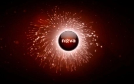 Tým pěti grafiků TV Nova vypracoval novou a jednoduchou grafickou tvář televize, zároveň na zakázku byl vyroben nový font, který nazvali Novatica. Největší změnou je nový identifikátor, kterému říkají Nova Spot. Je to červený bod, kolem kterého se všechno otáčí a který je všude. Repro TV Nova