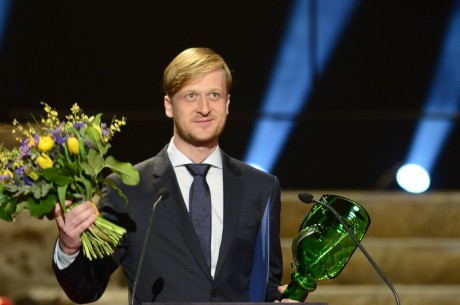 Martin Siničák převzal cenu Thálie 2013 pro činoherce do 33 let. 