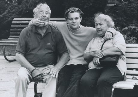 Leonard diCaprio s dědou a babičkou, MFF KV 1994. FOTO MILOŠ FIKEJZ