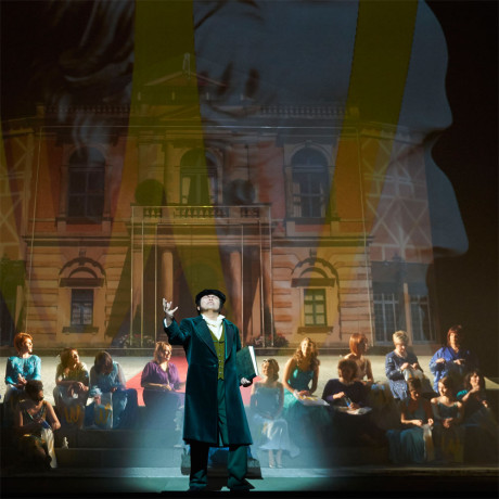 Děj opery sice odpovídá době svého vzniku. FOTO Stadttheater regensburg
