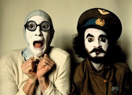 Kosta Asmanis a Guiůůaume Moreau - WARPIG Theatre Clown Punk. FOTO archiv festivalu