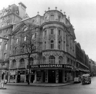 Londýnské The Aldwych Theatre, do roku 1982 domovská scéna The Royal Shakespeare Company. FOTO archiv