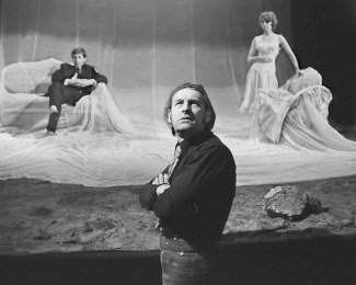 V r. 1971 během zkoušky Dostojevského Běsů, 1971 v Teatru Starém v Krakově. FOTO WOJCIECH PLEWINSKI