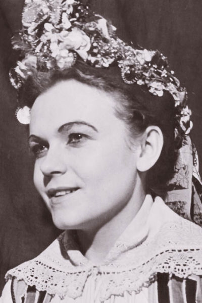 Milada Matuchová v počátcích působení ve VD (J. Gregor – Tajovský: Ženský zákon, 1955)