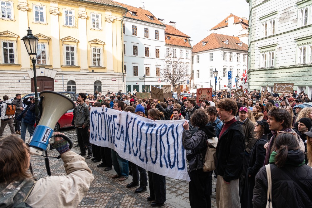 Demonstrace Stoj&iacute;me za kulturou! 