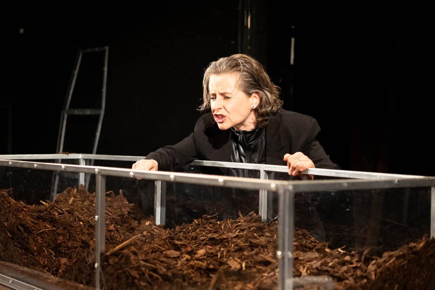 Tamara Kotrbová jako Božena Němcová