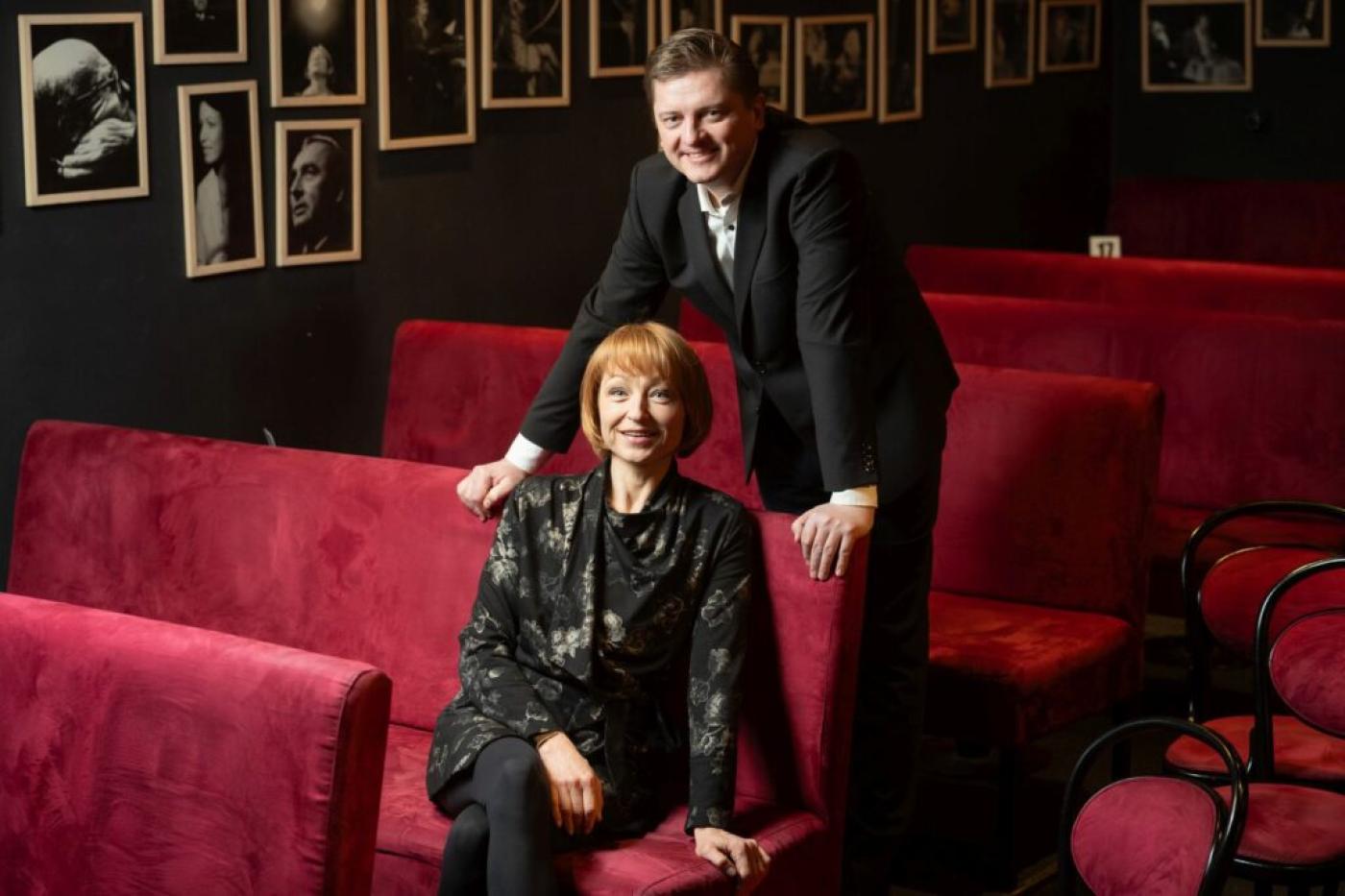 Ředitelka Klára Cibulková a hudební dramaturg Jan Kučera v hledišti Violy