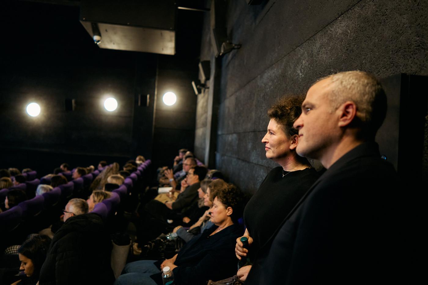 Mihal Brezis a Oded Binnun na pražské premiéře jejich druhého celovečerního snímku Ztracená řeč, který už nyní sklízí nadšené ohlasy diváků i kritiky; v českých kinech je od 23. října.