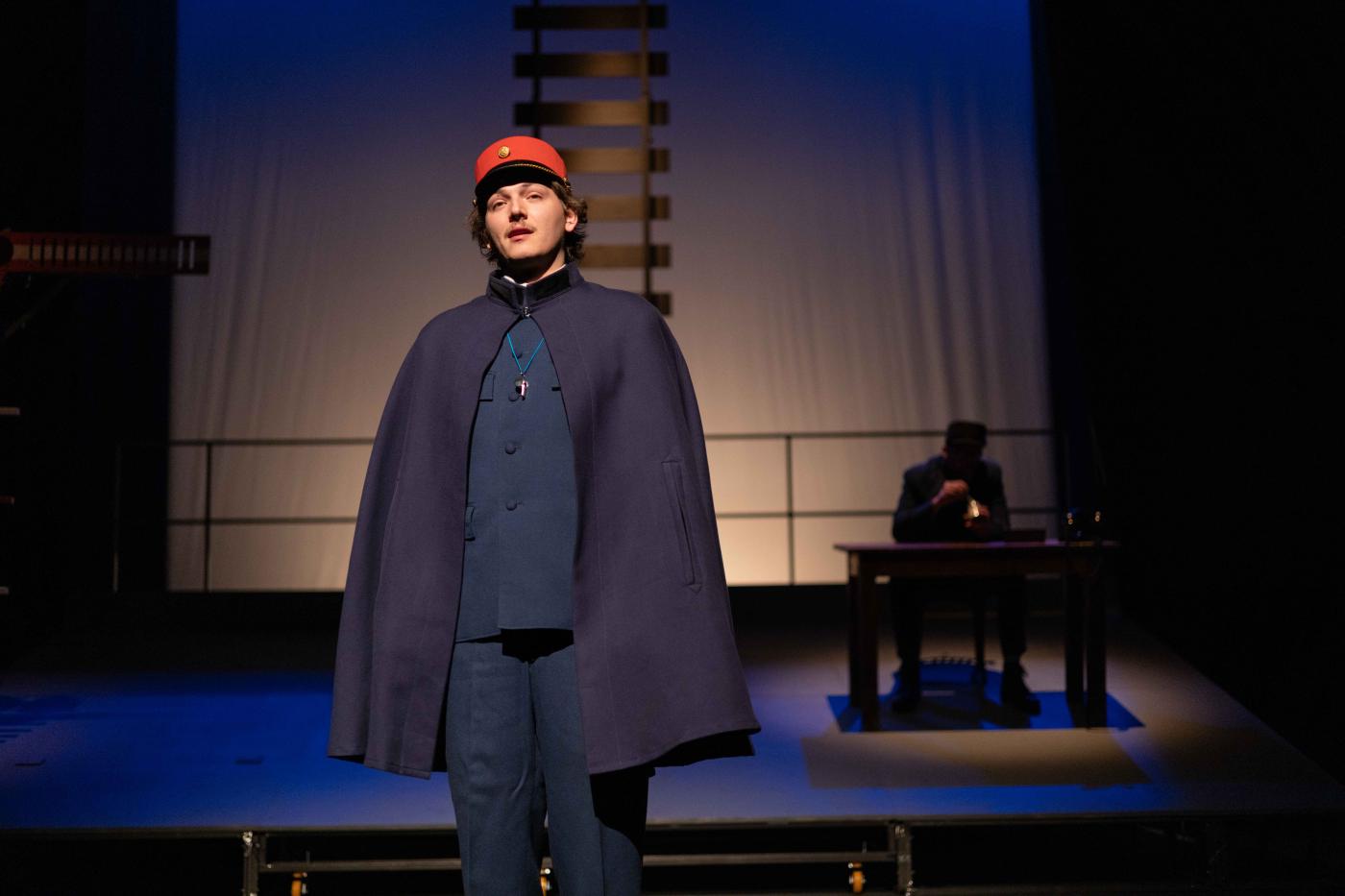 V Příbrami postavu Miloše Hrmy ztvárnil Filip Týc