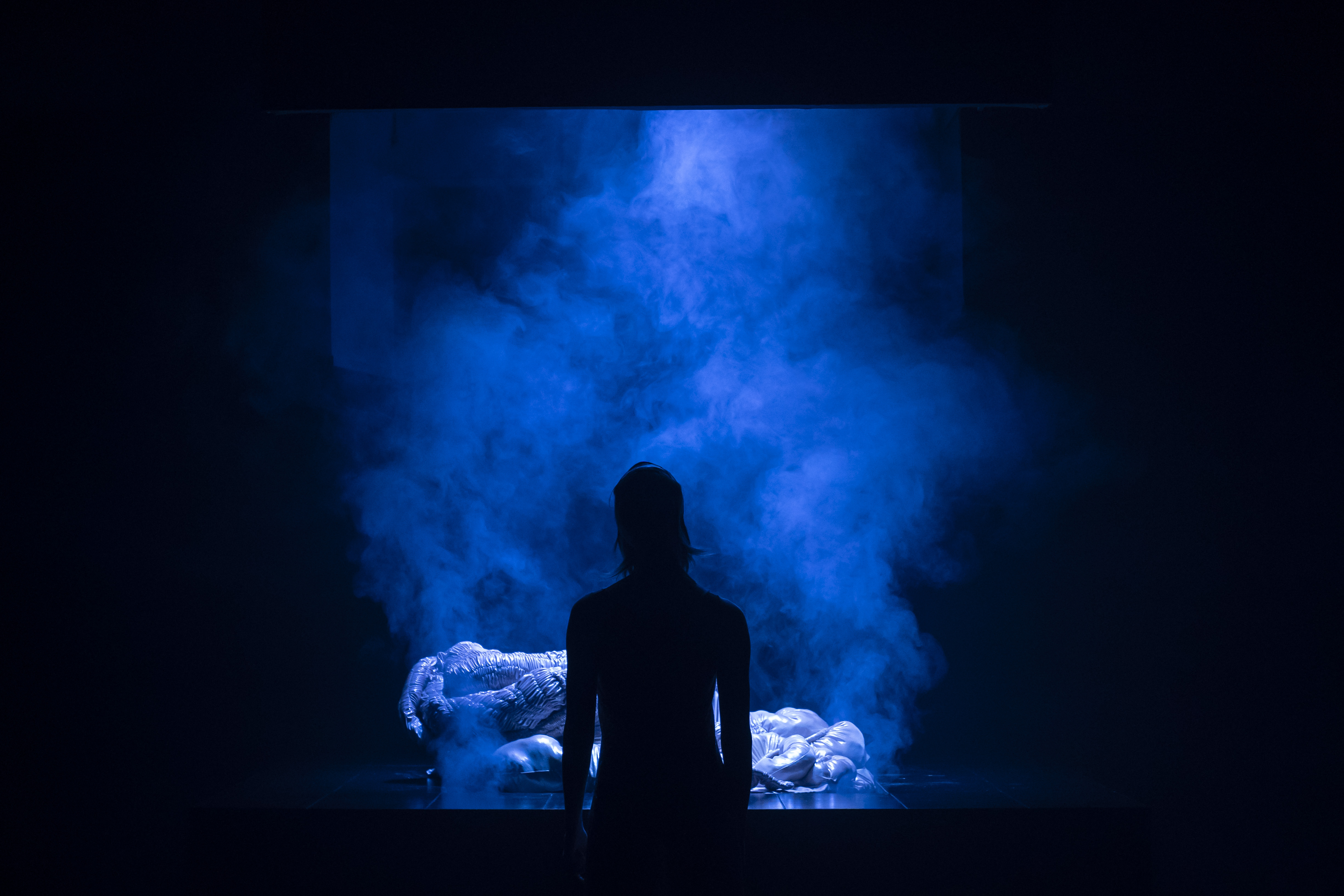 Larissa Corriveau v inscenaci La jeune fille suppliciée sur une étagère