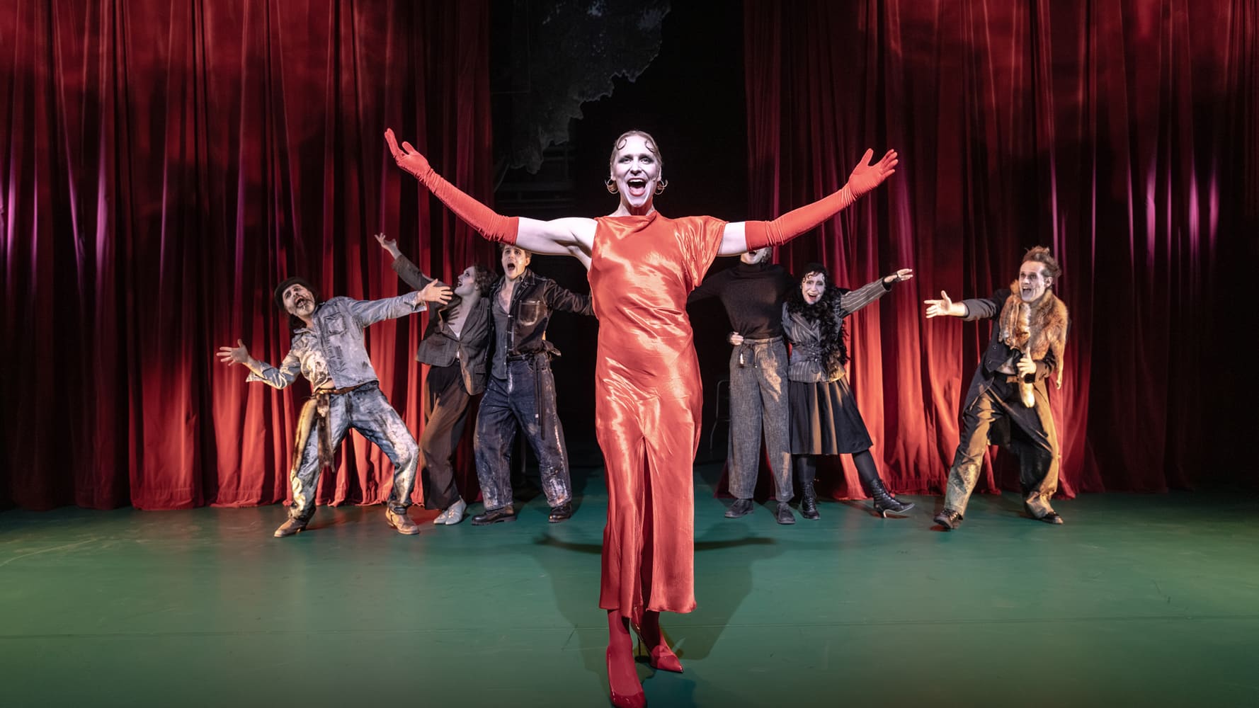 Daniela Špinar v inscenaci The Black Rider