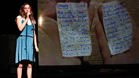 Dopis matky psaný na cigaretový papír. FOTO archiv souboru