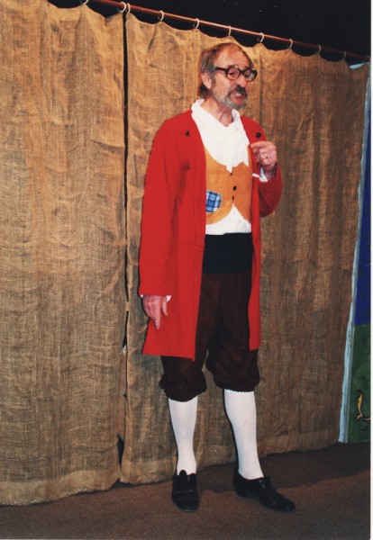 V titulní roli vlastní inscenace hry Mistr Petr Pleticha (2001). FOTO archiv