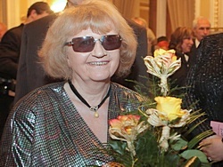 Publicistka, pedagog a dramaturg Eva Šlapanská (tři desetiletí působila na JAMU, kde byla vedoucí Hudebního studia. Nositelka čestného titulu Zasloužilá pracovnice kultury, stříbrné medaile k 50.výročí JAMU, Ceny města Brna 2009 a pamětní medaile městské části Brno – Královo Pole). FOTO archiv
