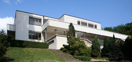 Vila Tugendhat, pohled ze zahrady. FOTO archiv