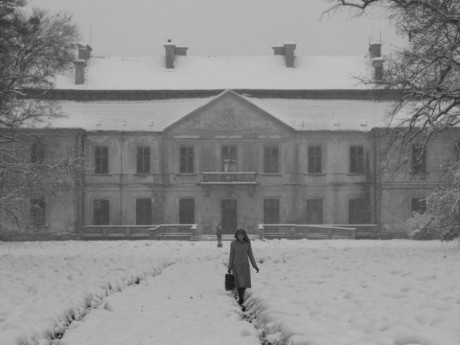 Pohodlnější je vrátit se za zeď kláštera. FOTO archiv