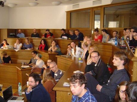 Svoji kandidaturu Francán obhajoval před zcela zaplněným auditoriem. FOTO archiv JAMU