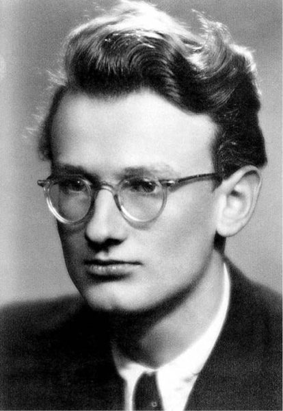 Maturant, 1951 FOTO RODINNÝ ARCHIV