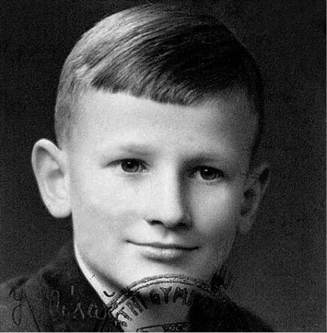 Student Státního gymnasia v Hradci Králové, školní rok 1947/48 FOTO RODINNÝ ARCHIV