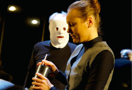 Na Studiové scéně Divadla na Vinohradech inscenovala Natália Deáková hru Maria von Mayenburga Ošklivec v roce 2009 FOTO ARCHIV DIVADLA NA VINOHRADECH